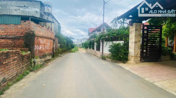Đừng bỏ qua lô này các nhà đầu tư ạ. Cách nhà máy in tiền 100m  giá tốt nhất khu vực