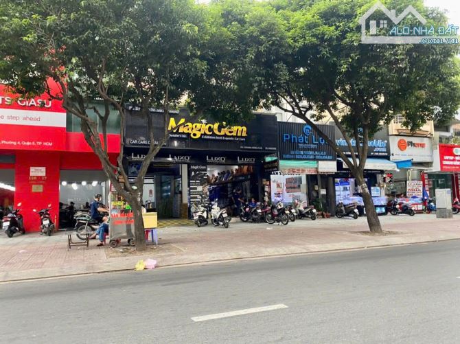 Bán nhà 2 căn đôi đường Lý Thường Kiệt Q.11 20x25m vuông vức. Khuôn đất đẹp và đắc địa