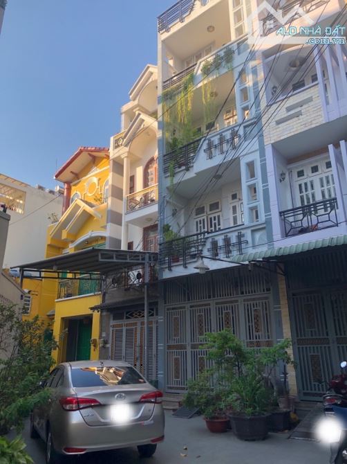 Nhà chính chủ gởi 4 phòng ngủ