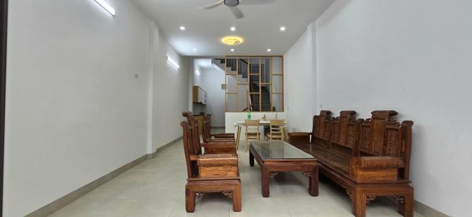 Bán nhà Tư Đình - ngõ thông ô tô 4 chỗ - mới đẹp long lanh - 5 tầng - 8 tỷ