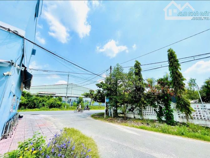 CHÍNH CHỦ GỬI BÁN NHANH LÔ GÓC 2 MẶT TIỀN ĐƯỜNG TÂN THÔNG HỘI CỦ CHI