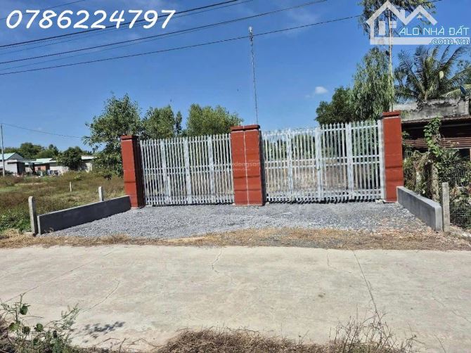 Bán đất 1075 m2 Mỹ Quý Tây, Đức Huệ, Long An, sổ hồng riêng 1.8 tỷ có thể thương lượng