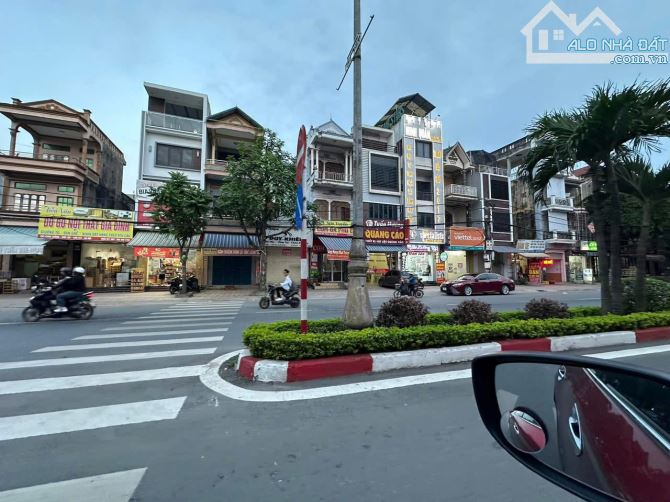 150m mặt đường 32 kinh doanh vô địch giá 85tr/m
