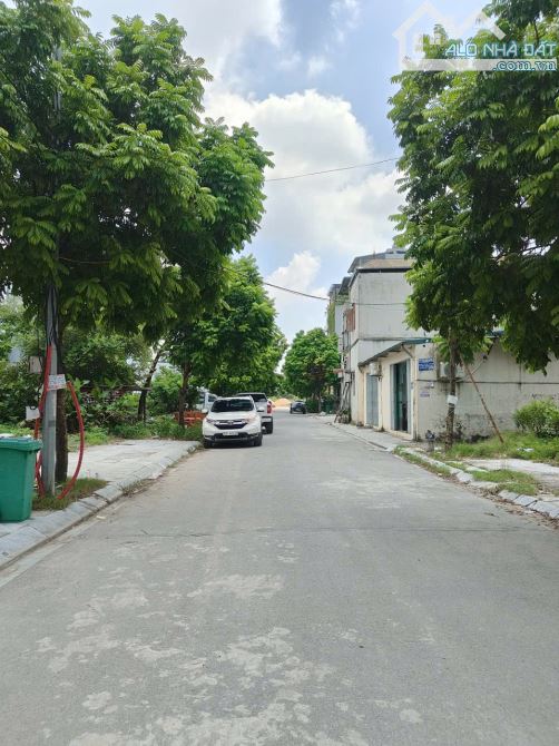 BÁN SIÊU PHẨM ĐẤT ĐẤU GIÁ – TRỊNH VĂN BÔ – PHÂN LÔ Ô TÔ – 2 MẶT ĐƯỜNG – Nhỉnh 16 tỷ