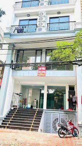 Nhà riêng biệt 4 tầng, MT 7m, Vũ Tông Phan – Thanh Xuân, Giá 40tr/tháng