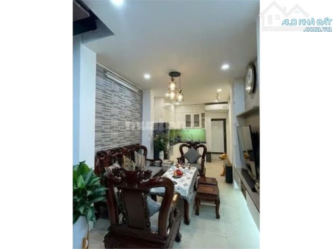 BÁN NHÀ TRONG PHỐ VĂN CHƯƠNG-ĐÔNG ĐA DT 65M GIÁ 9,5TY