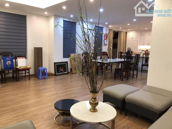 Bán Gấp Biệt thự 35 Lê Văn Thiêm - Thanh Xuân - Hà Nội , dt 130m2 x 4 tầng .giá 5x tỷ