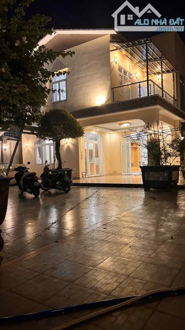 Bán Biệt Thự Mặt Tiền Kinh Doanh Trung Mỹ Tân Xuân,1100m2, Ngang17m Đường 12m Thông Tứ Tun