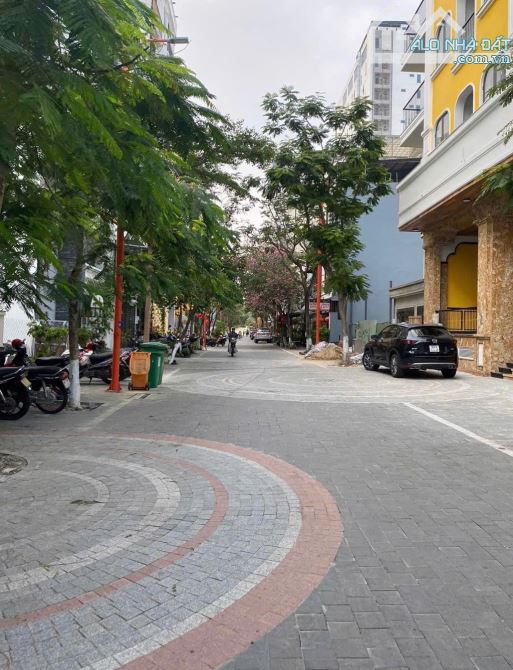 Bán đất 4 lô liền kề 2 mặt tiền An Thượng 29 _ Mỹ An_ 325m2 _ 99.99 tỷ.