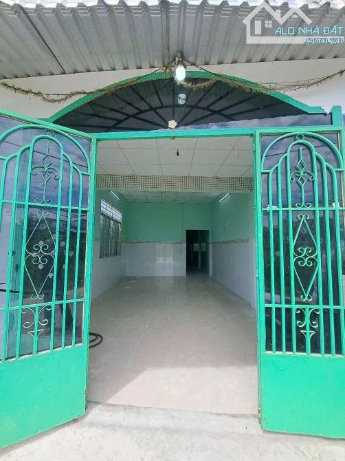 Bán nhanh nhà 1 sẹc Huỳnh Thị Mài Tân Hiệp 4x23 ( 92m2 ) 810 TRIỆU Sổ hồng riêng sang tên