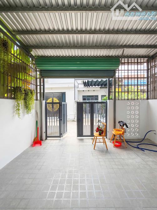Cần bán nhà ở Nguyễn Thị Lắng Củ Chi 6x27 ( 130M2 ) 560 TRIỆU Sổ hồng riêng sang tên