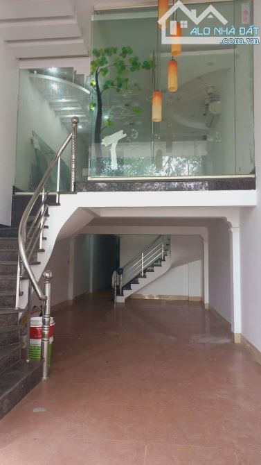 CHO THUÊ NHÀ 7 TẦNG ĐỘC LẬP – MẶT ĐƯỜNG HÙNG VƯƠNG, SỞ DẦU – HỒNG BÀNG, HẢI PHÒNG