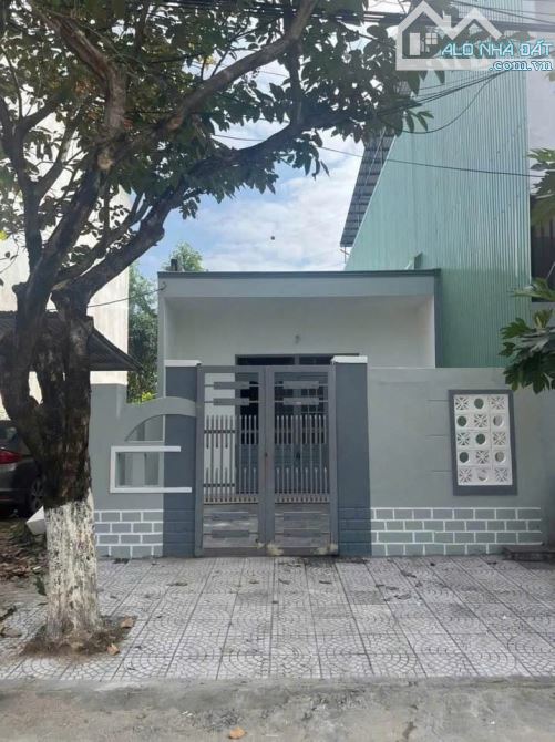 SIÊU PHẨM ! Bán nhà ở Trịnh Thị Đối Hóc Môn 4x18 ( 81m2 ) 580 TRIỆU Sổ hồng riêng