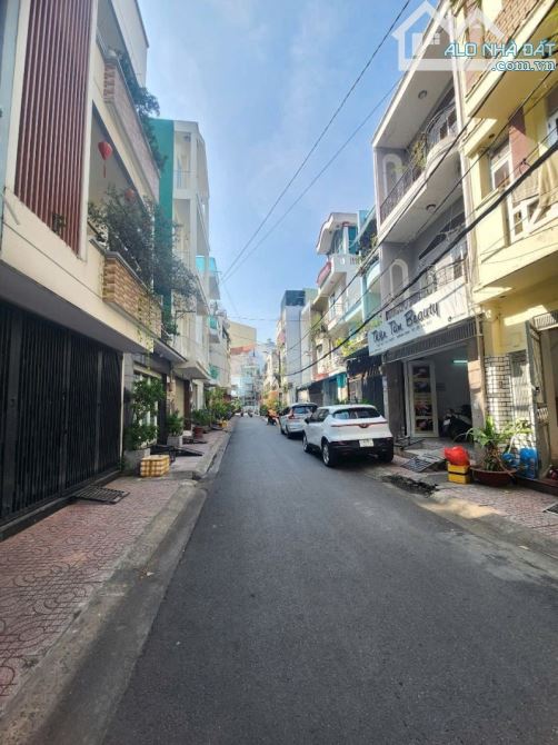 BÁN ĐẤT TRỐNG HẺM XE TẢI KINH DOANH NGUYỄN XÍ- P26- BÌNH THẠNH - 60M2 (4.5X14) - 9.5 TỶ