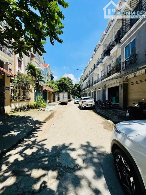 BÁN NHÀ PHÙNG KHOANG-NAM TỪ LIÊM,P.LÔ VỈA HÈ Ô TÔ TRÁNH KINH DOANH,DT80MX4T,GIÁ 19,5 TỶ