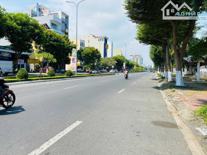 BÁN ĐẤT MẶT TIỀN ĐƯỜNG NGUYỄN TẤT THÀNH VIEW BIỂN, DT 125m2, GIÁ TỐT 14TỶ5