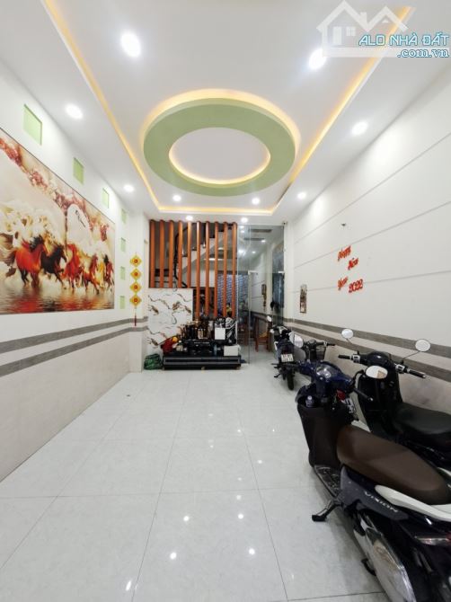 NHÀ ĐẸP 4 TẦNG Đ.SỐ 18 & PHẠM ĐĂNG GIẢNG- HẺM XE TẢI 7M THÔNG- 57M2 (4x14.2)- CHỈ HƠN 6 TỶ
