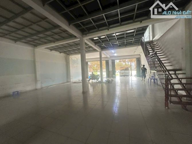 Cho thuê xưởng Bà Điểm 380m2 sạch đẹp