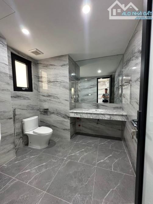 Bán tòa nhà 9 tầng Mặt phố Nguyễn Ngọc Nại Thanh Xuân, 103m2, mặt tiền 6m, nhỉnh 50 tỷ.
