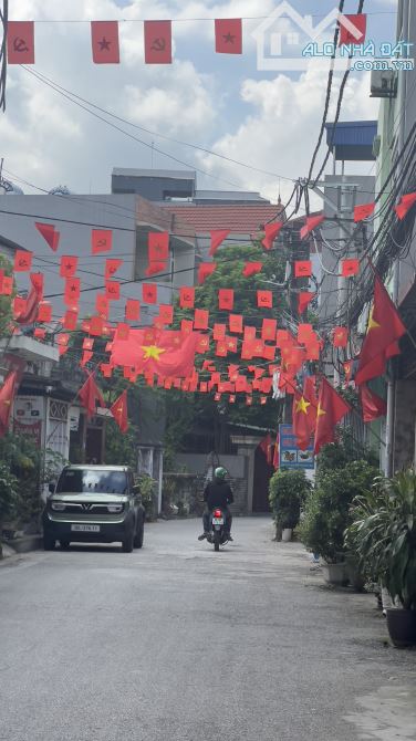 VIỆT HƯNG VỊ TRÍ ĐẸP,GIÁ TỐT NHẤT KHU VỰC