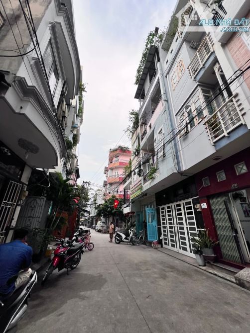 🏫🚗HẺM 8M ÔTÔ QUAY ĐẦU - KHU BÀU CÁT - NHÀ ĐẸP NHƯ HOA HẬU - 43M2-4 TẦNG-CHỈ 8,5TỶ .