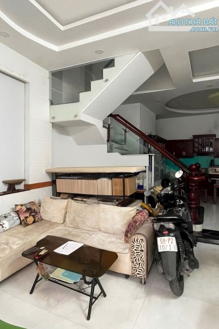 Cần bán nhà 4 tầng Phan Huy Ích, phường 12, Gò Vấp, 54m2, ngang 5m, 6 tỷ nhỉnh