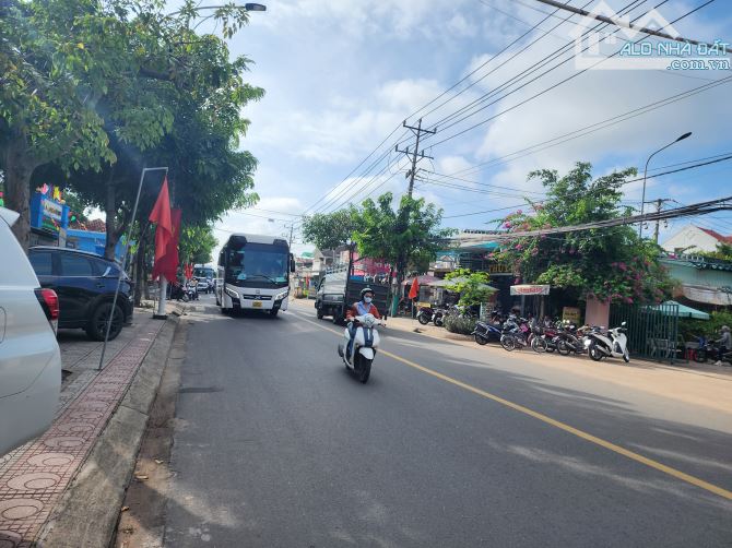 Bán đất, 5x20 Mặt tiền An Thạnh xe hơi tránh gần trường học, nhỉnh 2 tỷ