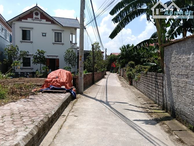Mảnh đất vuông đẹp giá rẻ 👉 tự nhiên -thường tín