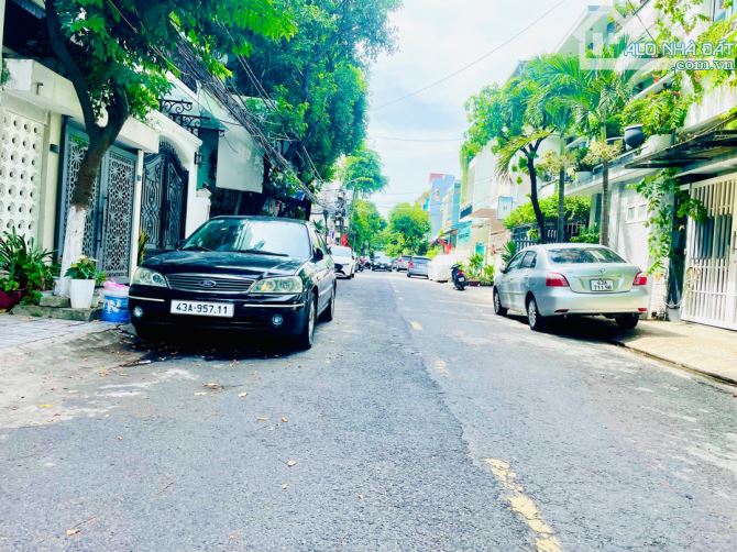 HÀNG KÍN BAO LỜI 5-8TY DT KHỦNG 550M NGANG 17M VUÔNG VỨC TẶNG BIỆT THỰ 3 TẦNG HẢI CHÂU