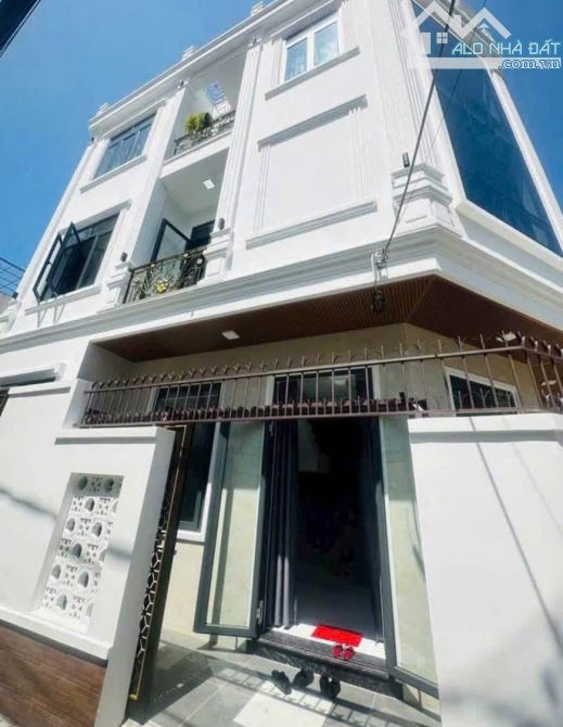 BÁN NHÀ TRUNG TÂM VŨNG TÀU CĂN GÓC 2 MẶT TIỀN 1 TRỆT 2 LẦU HẺM Ô TÔ 65m2 GIÁ 5t950