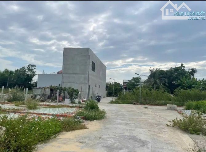 📌📌📌LÀM VIỆC TRỰC TIẾP GIÁ TỐT !!! ✅Bán lô kiệt Lưu Quang Vũ