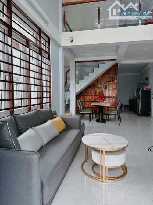✌ Chủ cần bán nhà gác lửng 2 MT kiệt Oto Phan Chu Trinh, phường An Cựu, Tp. Huế