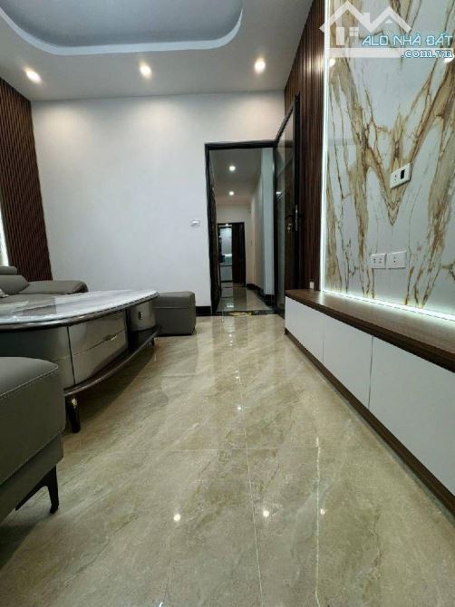 CỔ NHUẾ – 6T THANG MÁY XỊN – OTO – FULL NỘI THẤT – 55M² – 12.5 TỶ (BTL91555)