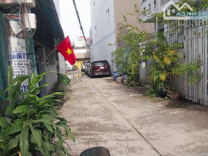Bán nhà Phạm Đăng Giảng và Lê Trọng Tấn,HXH, 4x16(64m2), 2 Tầng, 3PN, chỉ 4 tỏi hơn xíu