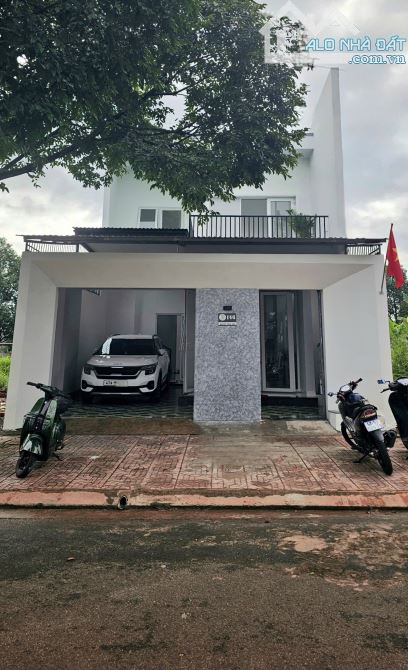 Bán nhà mặt tiền đường Nguyễn Phúc Chu - Thành nhất
