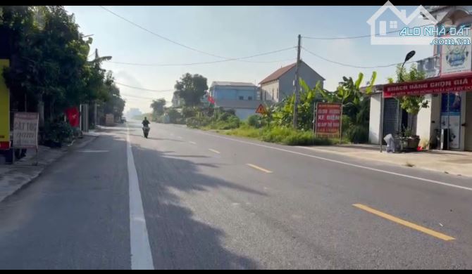 BÁN ĐẤT -YÊN BÀI - BA VÌ - HÀ NỘI -Ô TÔ TRÁNH - GIÁ ĐẦU TƯ LỚN - 12 Tr/1 MÉT