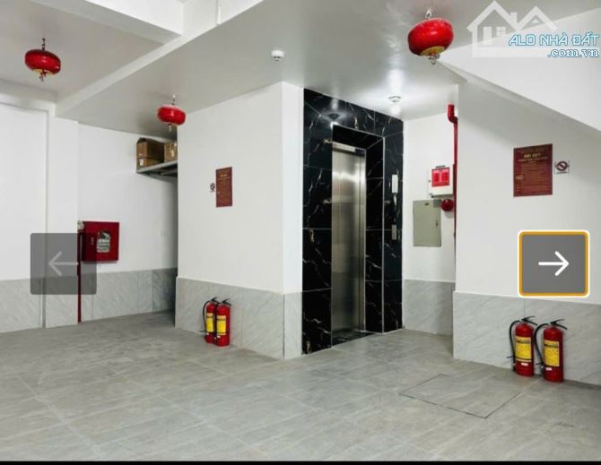 Bán nhà Triều Khúc DT 40m – MT 7m – Gần nhiều đại học – Kinh doanh tốt - Giá chỉ 10,5 tỷ.