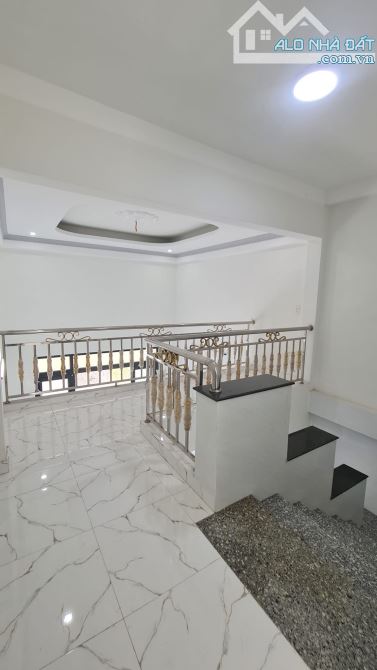 Nhà 1 Trệt Lửng Xây Riêng Lẻ - Sổ Hồng Riêng . Cách đường QL50 đúng 80m. Sổ Hồng Riêng - 10
