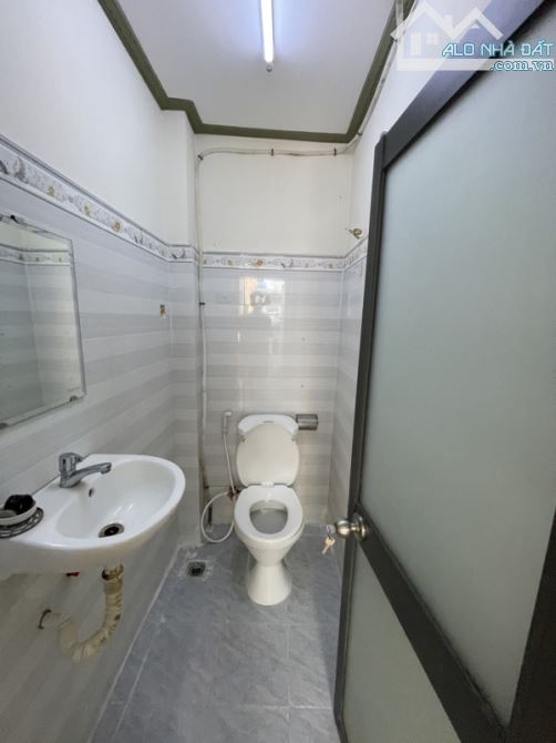 Cực kỳ hiếm - phân khúc 4 tỷ có hẻm ô tô ra vào thoải mái - kế Bàu Cát, Âu Cơ, Đồng Đen - 10