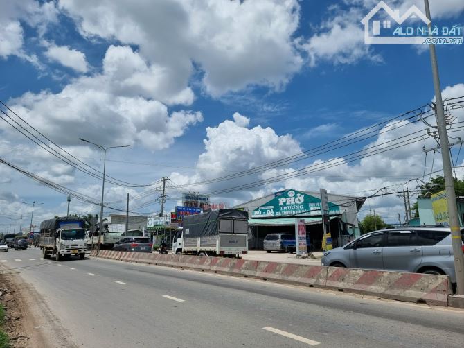 bán đất mặt tiền Tỉnh Lộ 10, dt 87x147m(12800m2), xã Đức Hòa Đông, Đức Hòa, Long An. - 1