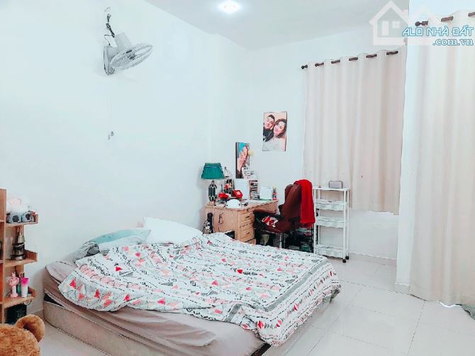 BÁN NHÀ SÁT MẶT TIỀN PHẠM VĂN CHÍ HẺM XE HƠI THÔNG 5TẦNG 120M2 NỞ HẬU GIÁ 10.X TỶ - 1