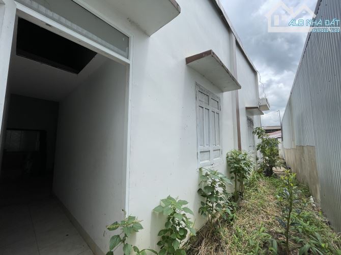 Nhà cấp 4 mặt tiền Cư Êbur (nay P. BMT) 8,5x43m – 160m² TC, giá tốt 1.85 tỷ - 1