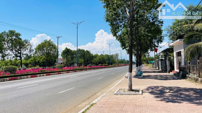 Bán Đất Tặng Nhà  Mặt tiền tỉnh lộ 52 Thị trấn Đất Đỏ- h Long Đất - BRVT - 1