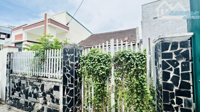 BÁN ĐẤT HẺM TRẦN PHÚ CÁCH BIỂN 300m VĨNH NGUYÊN GIÁ RẺ CHỈ CÓ 2.8Tỷ - 1
