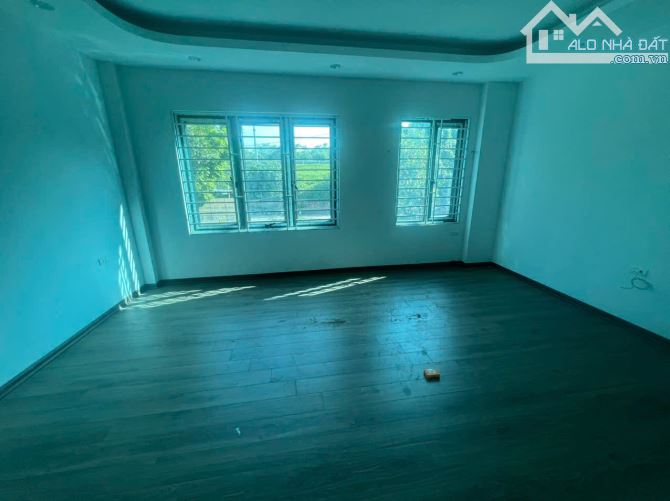 Anh Hoàng Quân nhờ bán – Nhà Liên Mạc, 5 tầng, lô góc 3 thoáng, MT 5.1m, ô tô 7 chỗ đỗ cửa - 1