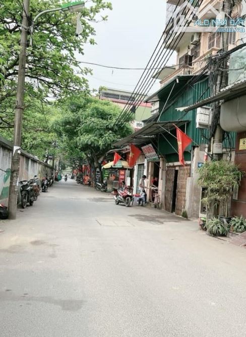 BÁN 50M2 ĐẤT - ĐƯỜNG PHẠM VĂN ĐỒNG- CỔ NHUẾ - GIÁ HƠN 8 TỶ - 1