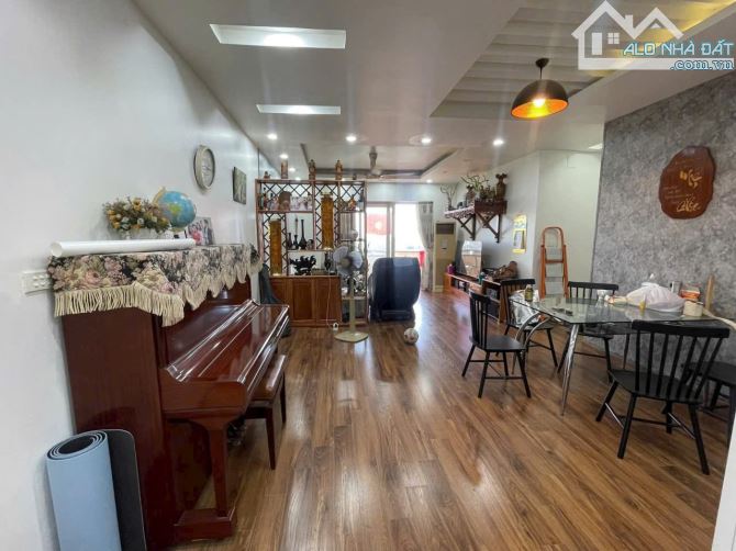 Căn hộ siêu rộng 134m² KĐT Mỹ Đình 1 căn góc View sân vận động - 1