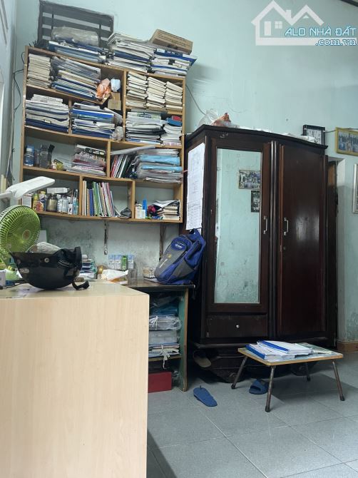 Nhà C4 190m2 ngang 9m gần Nguyễn Hữu Thọ - 1