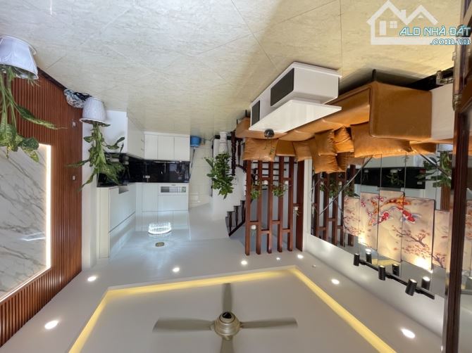 BÁN NHÀ PHỐ HOA LÂM 5 tầng oto đỗ gần chỉ 7 đồng - 1
