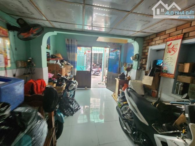 Bán nhà cách mặt tiền Huỳnh Tấn Phát 70m. Diện tích đất khủng 4,7x28 chỉ 5,9 tỷ - 1